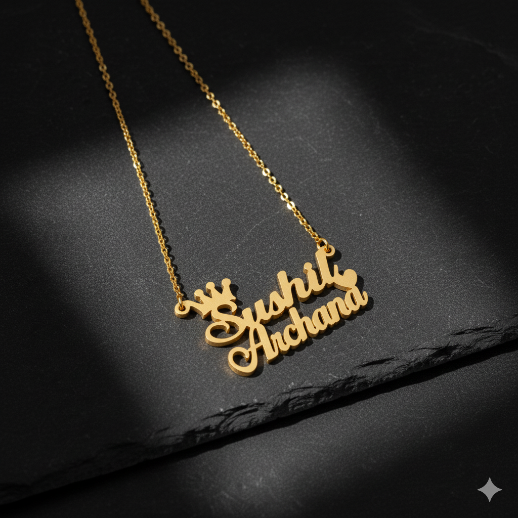 Regal Pendant Necklace With Royal Crown