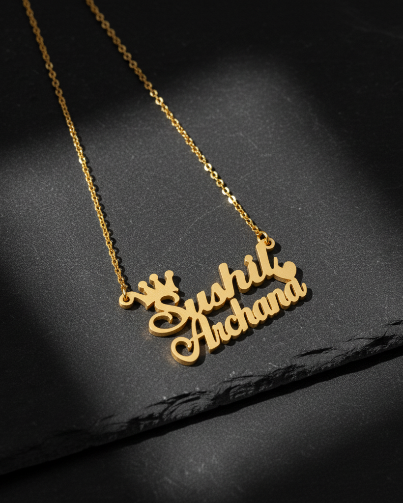 Regal Pendant Necklace With Royal Crown