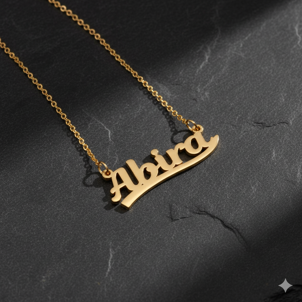 Sophisticated Necklace With Personalized Name Pendant