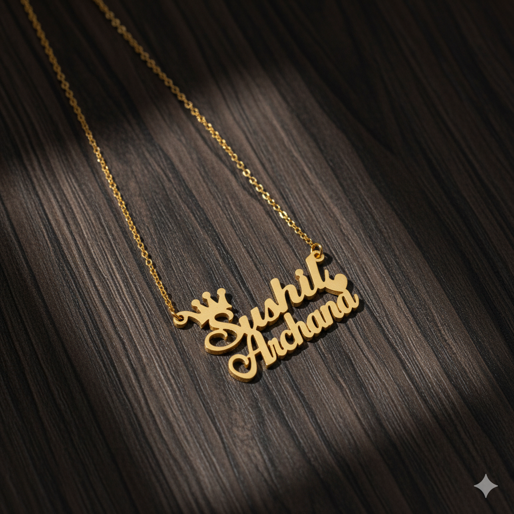 Regal Pendant Necklace With Royal Crown