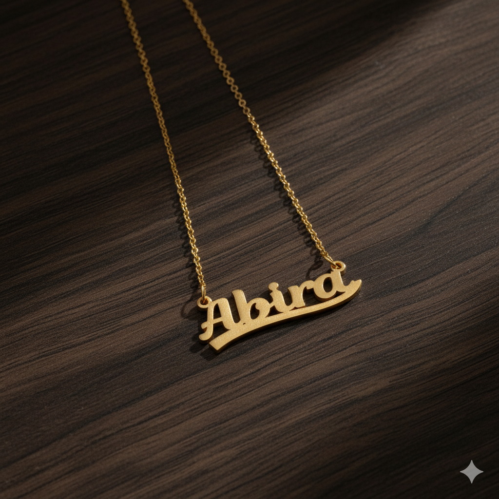Sophisticated Necklace With Personalized Name Pendant