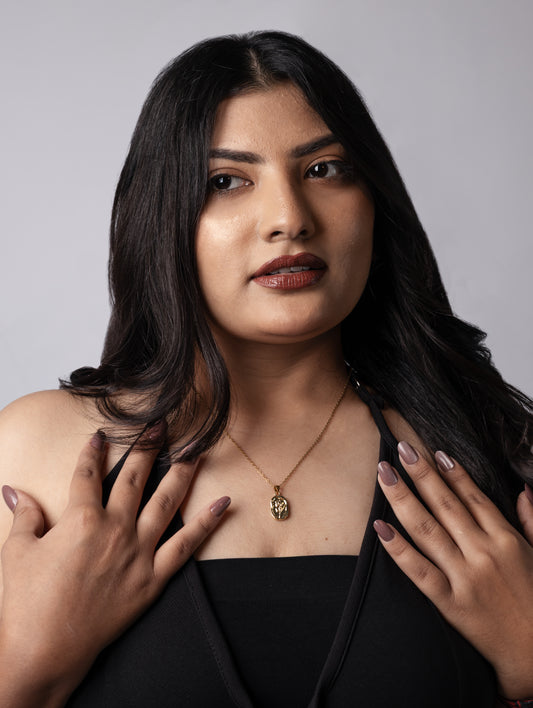 Aura Sculpted Pendant Necklace