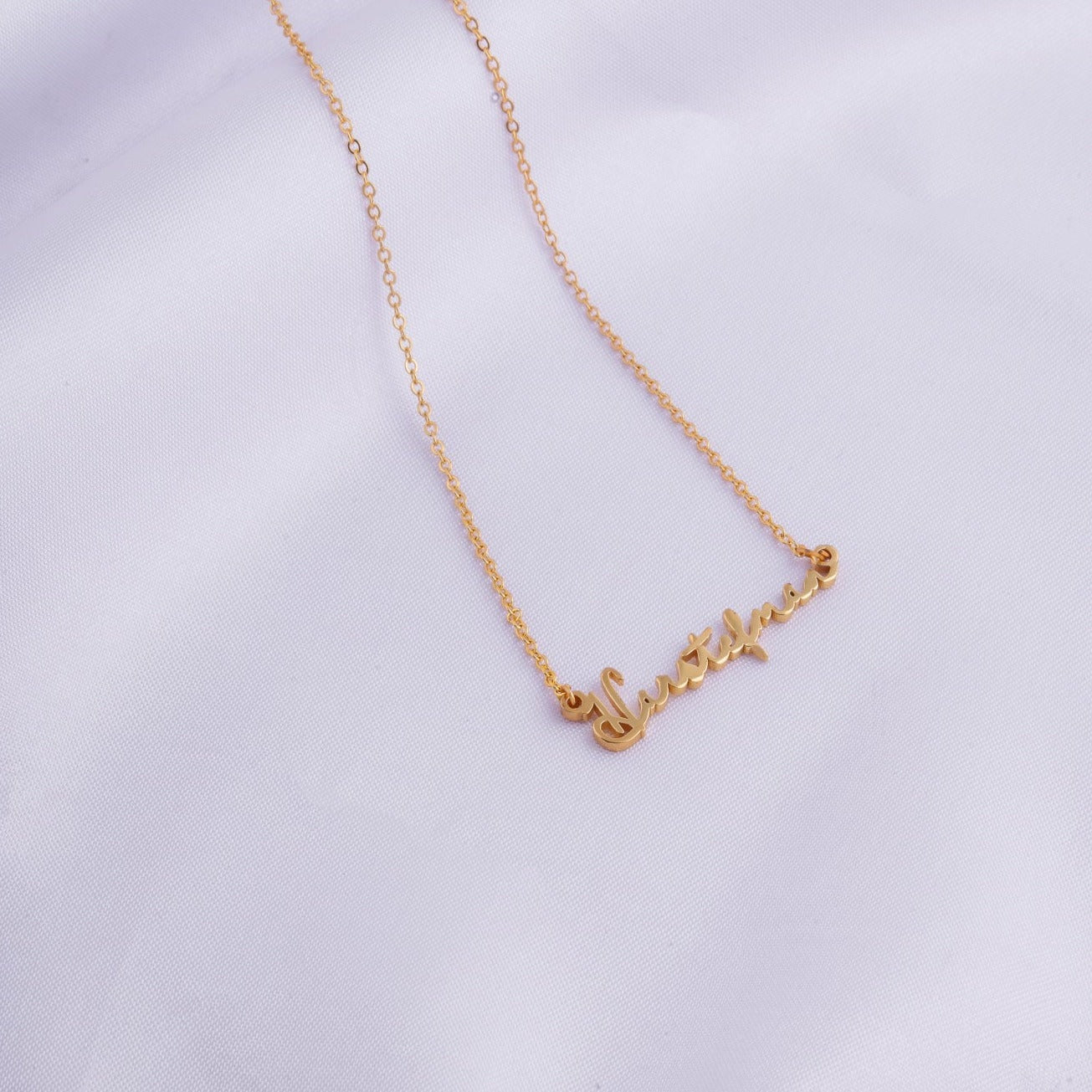 Classic Vogue Name Pendant Necklace