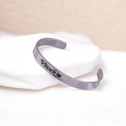 Customized Silver Sleek Hand Bracelet