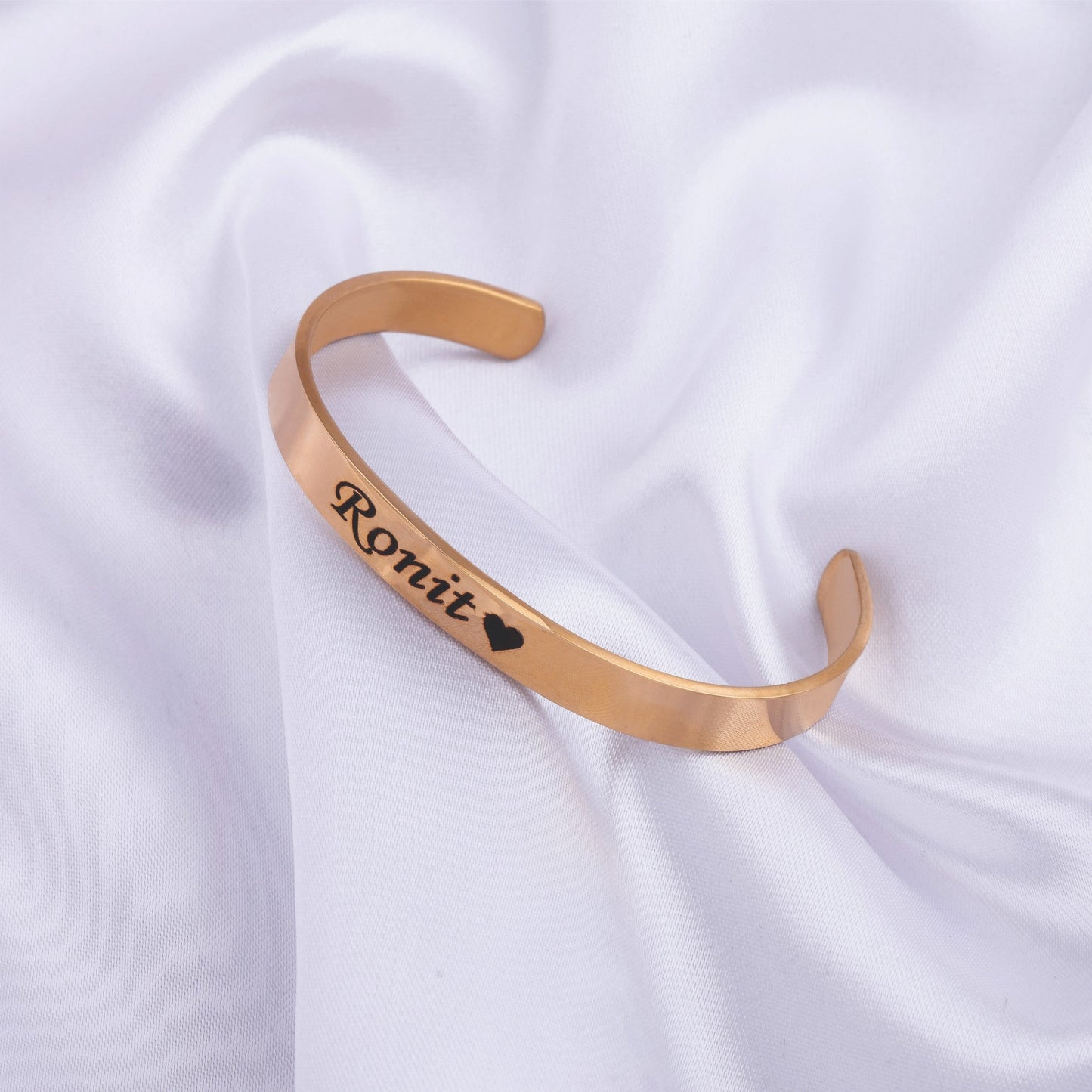 Customized Gold Sleek Hand Bracelet