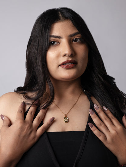 Aura Sculpted Pendant Necklace