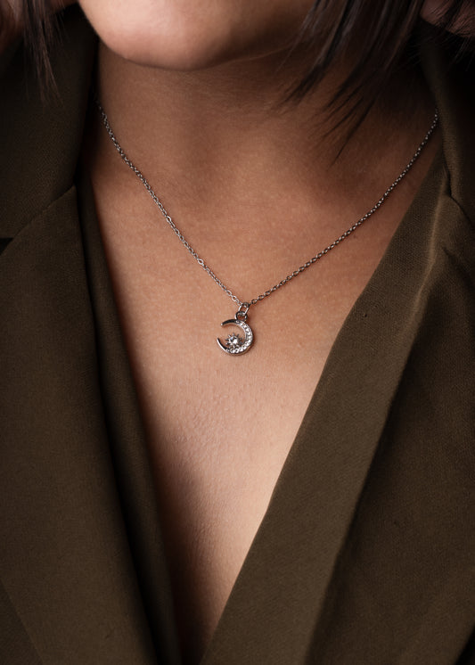Noctra Moon & Star Necklace – Quiet Luxury