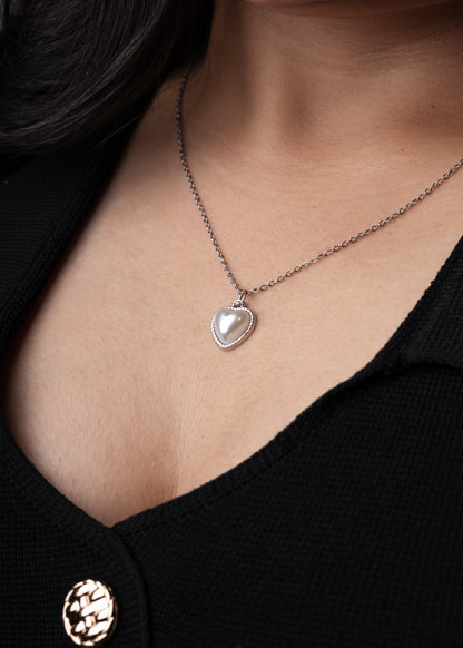 Eternal Heart Pearl Pendant Necklace