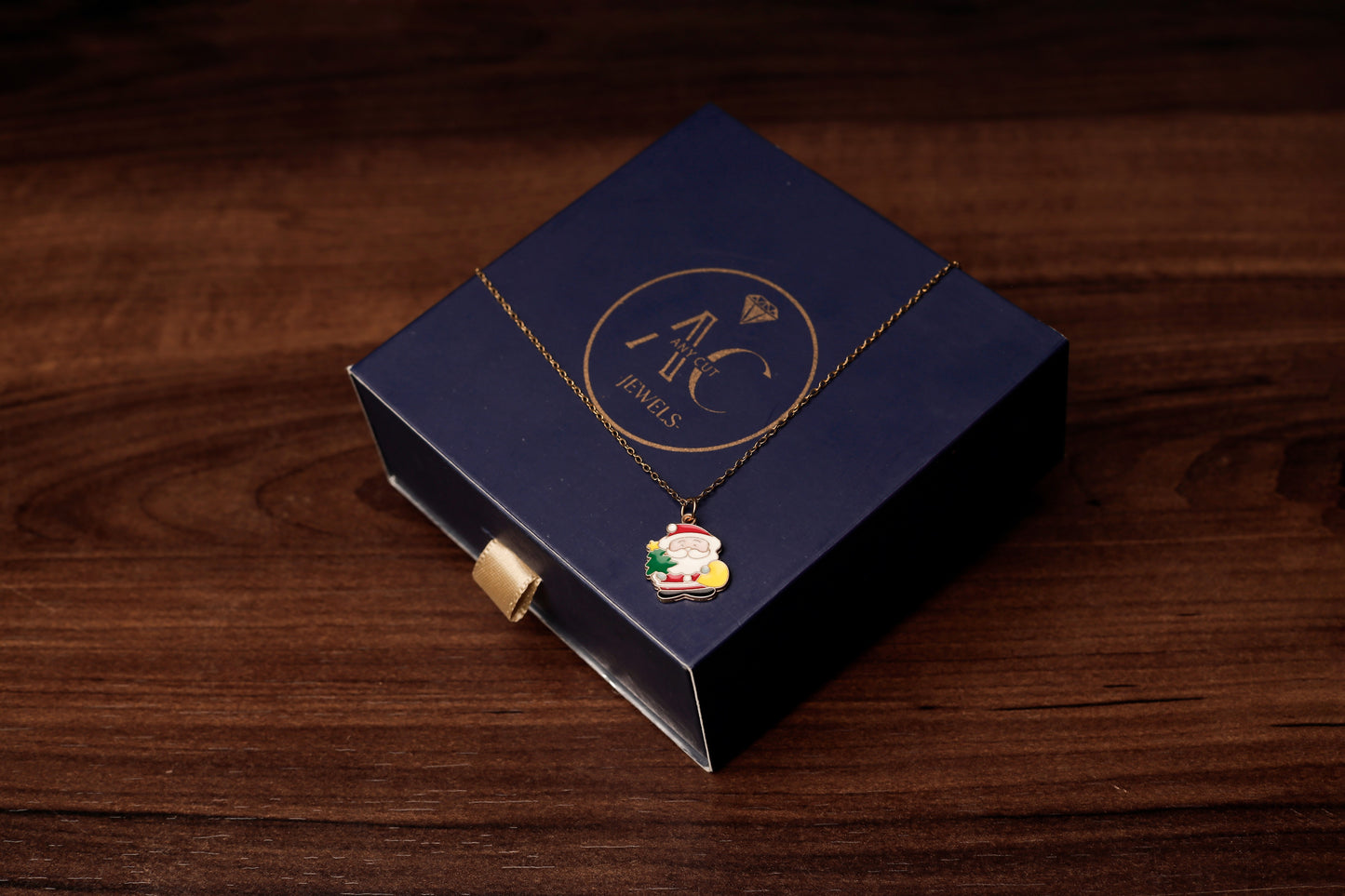 Santa Spark Charm Necklace – Christmas Luxe