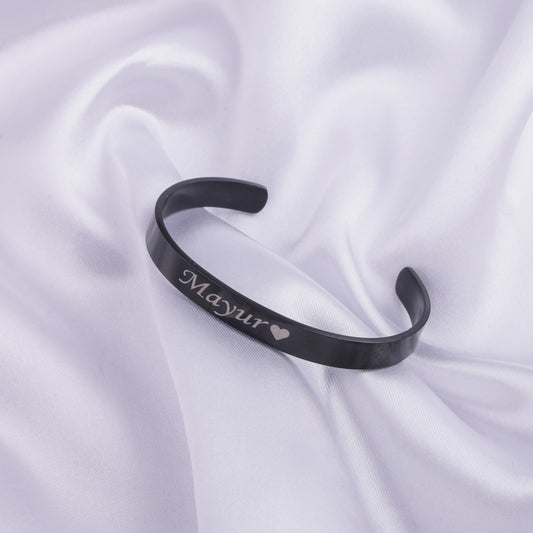 Customized Black Sleek Hand Bracelet